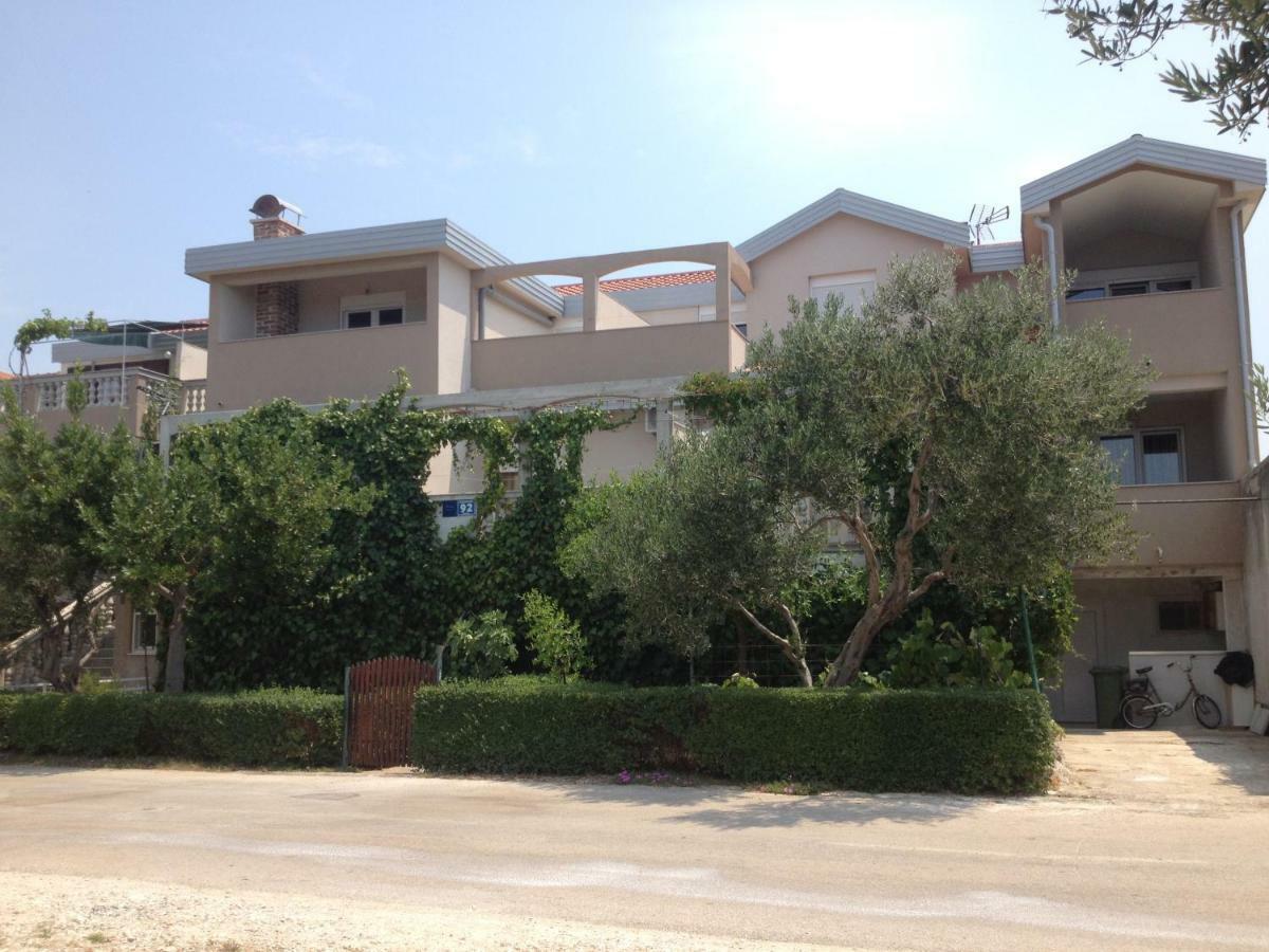 Apartments Dubravka Pirovac Esterno foto
