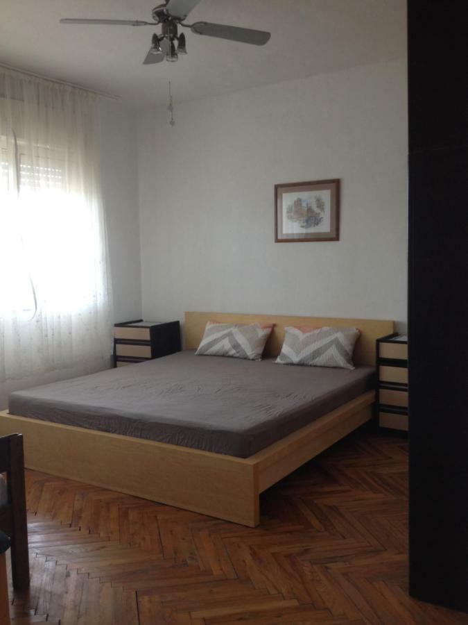 Apartments Dubravka Pirovac Esterno foto