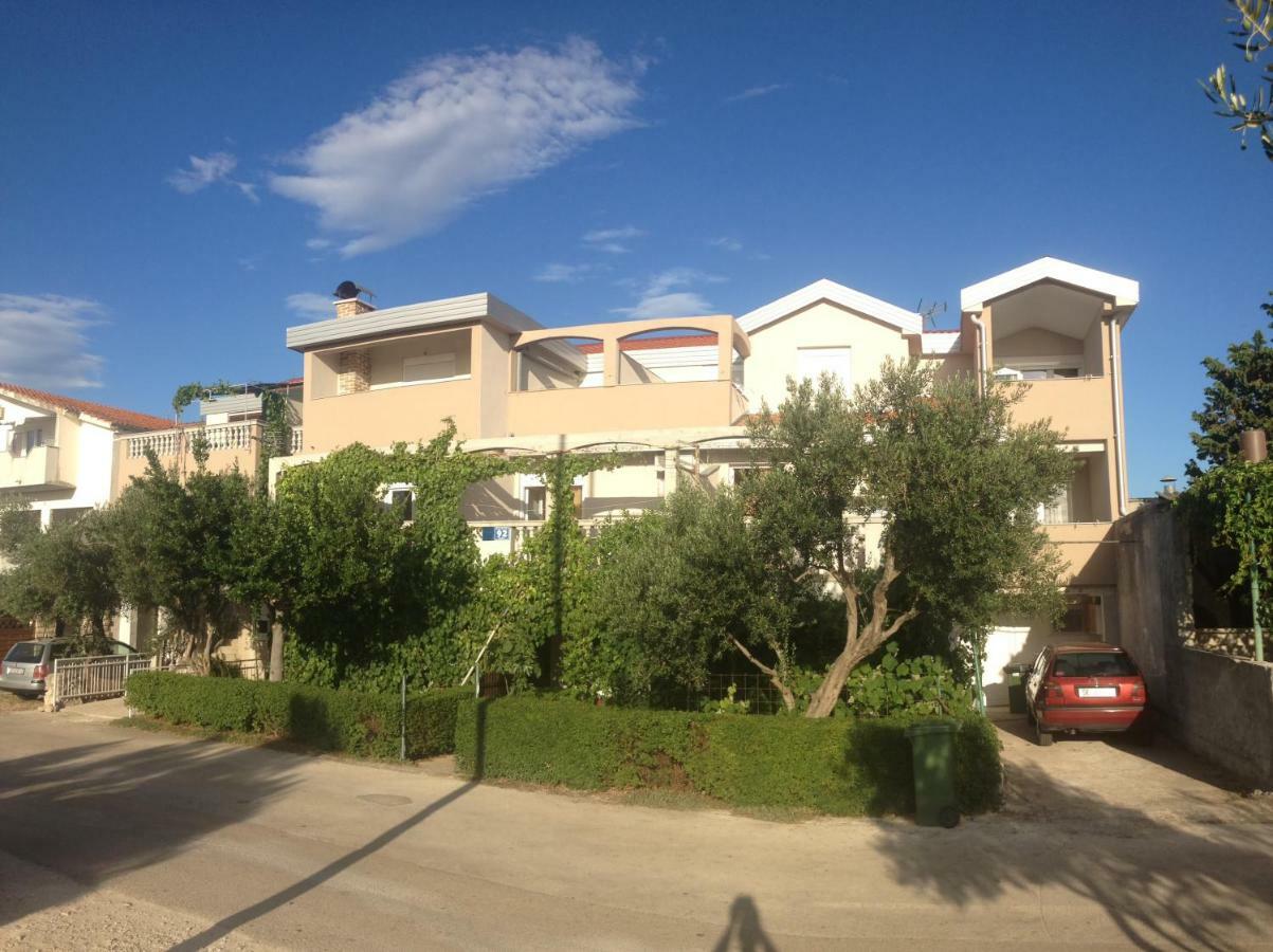 Apartments Dubravka Pirovac Esterno foto